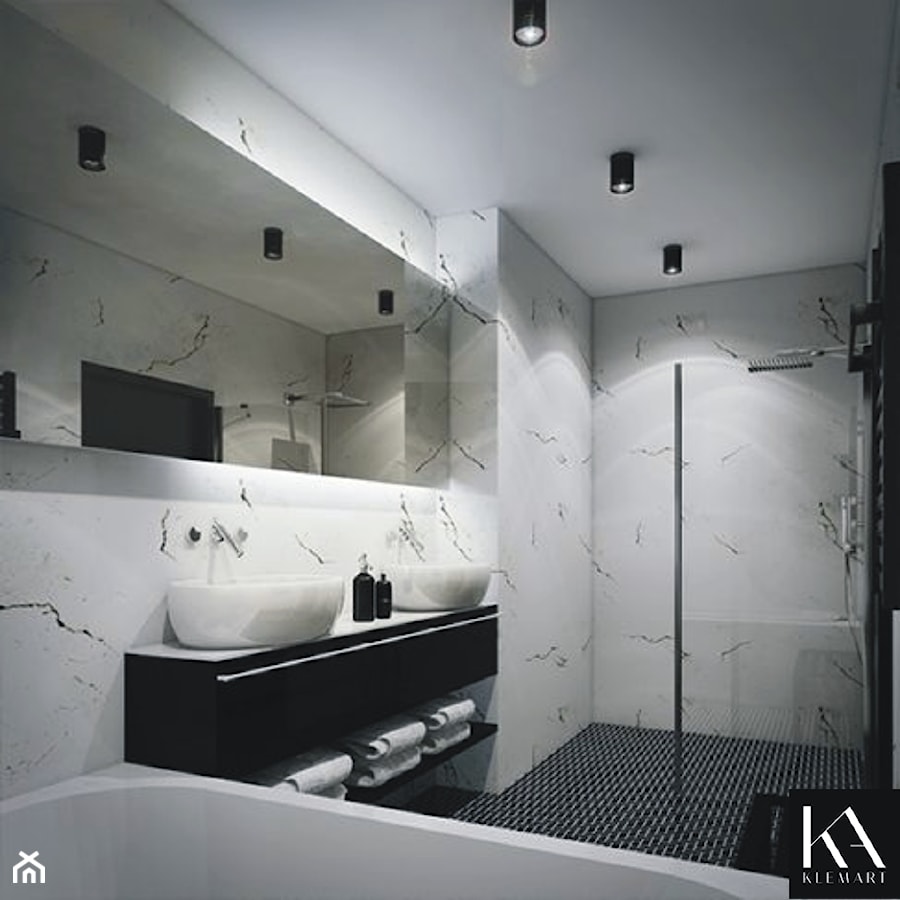 Wilanów - Średnia na poddaszu bez okna z lustrem z dwoma umywalkami łazienka, styl nowoczesny - zdjęcie od KLEMART