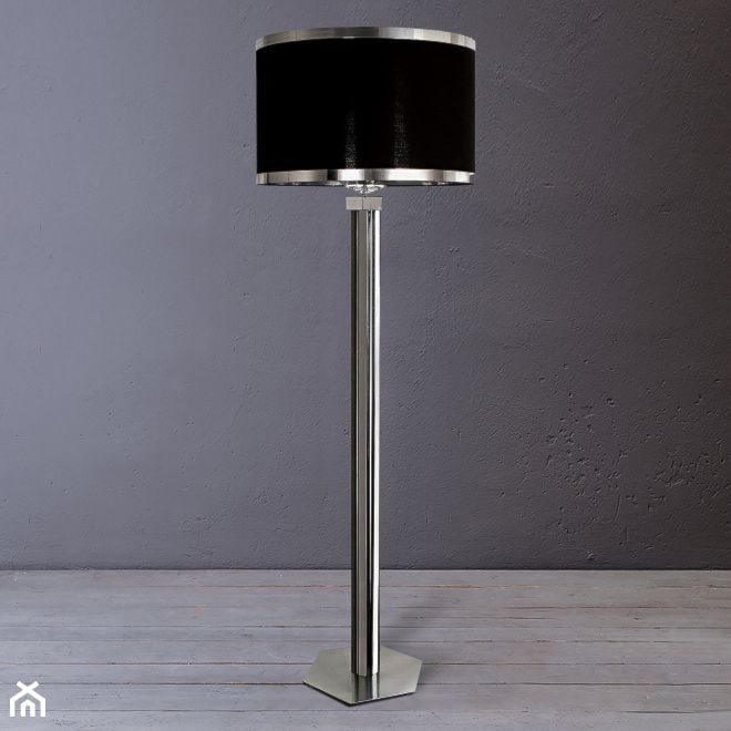 LAMPA PODŁOGOWA Z ABAŻUREM ZE SREBRNĄ LAMÓWKĄ - zdjęcie od AlmiDecor.com - Homebook