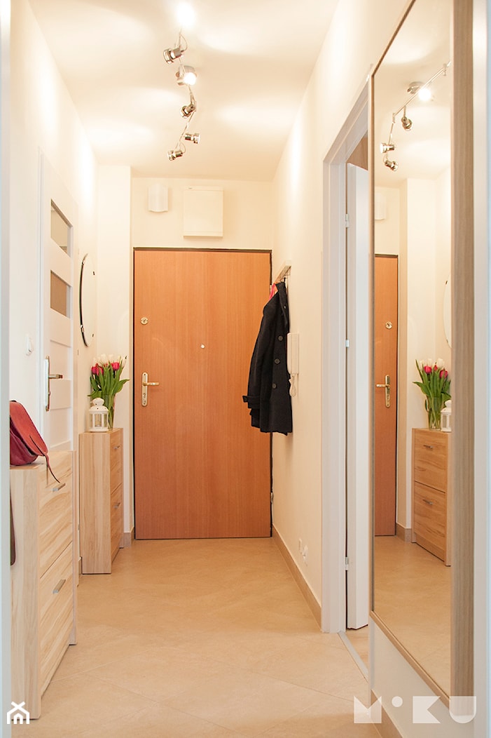 Mieszkanie pod wynajem - Hol / przedpokój, styl nowoczesny - zdjęcie od MIKU grafika & wnętrza - Homebook