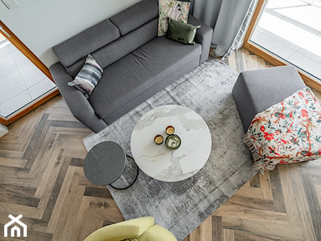 Aranżacje wnętrz - Salon: Apartament Wrocław - Salon - Manufaktura . Przeglądaj, dodawaj i zapisuj najlepsze zdjęcia, pomysły i inspiracje designerskie. W bazie mamy już prawie milion fotografii!