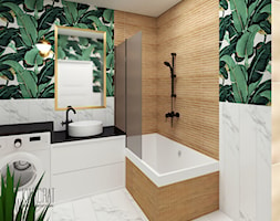 Łazienka w bananowcach - Średnia bez okna z pralką / suszarką z lustrem z marmurową podłogą łazienka ... - zdjęcie od W Kwadrat - Homebook