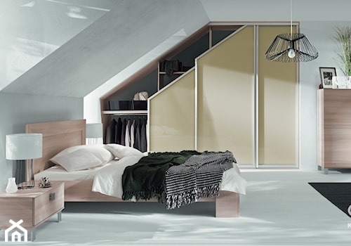 Sypialnia KOMANDOR - Duża biała szara sypialnia na poddaszu, styl nowoczesny - zdjęcie od Komandor - Wnętrza z Charakterem