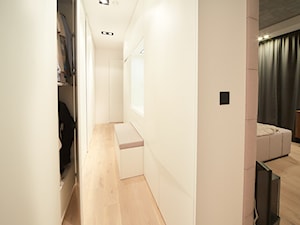 Sypialnia nowoczesna - Średnia otwarta garderoba przy sypialni, styl nowoczesny - zdjęcie od Magda Wysińska