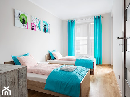 Aranżacje wnętrz - Sypialnia: Apartament Gdańsk - Sypialnia, styl tradycyjny - Aleksandra Herrmann. Przeglądaj, dodawaj i zapisuj najlepsze zdjęcia, pomysły i inspiracje designerskie. W bazie mamy już prawie milion fotografii!