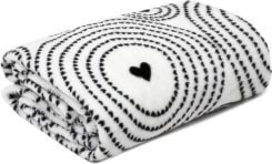 Ciepły designerski Koc CUPID Black&White 150x200 - zdjęcie od Homello - Homebook