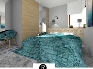 Sypialnia nieduża, z drewniana ścianą, turkusowe akcenty