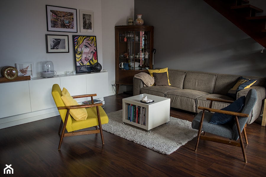Mały szary salon, styl nowoczesny - zdjęcie od Deso_studio