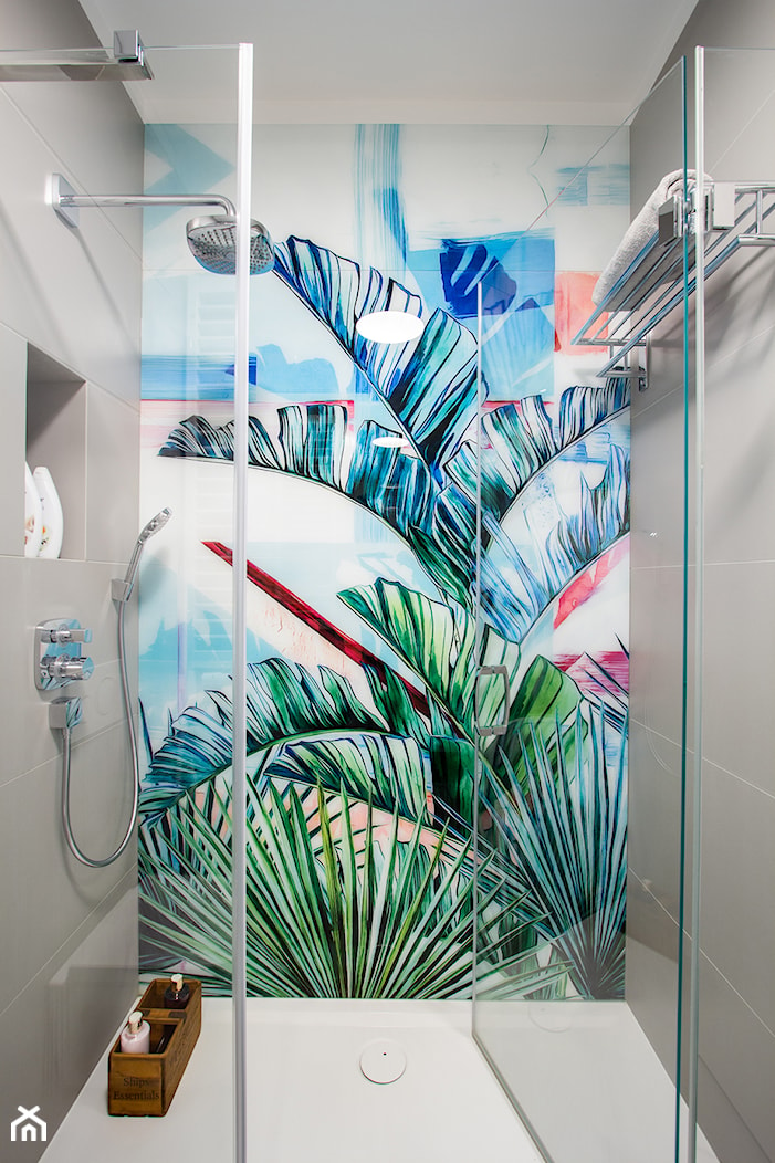 MIESZKANIE LESZNO - Ze szkłem na ścianie łazienka, styl nowoczesny - zdjęcie od Bekier Studio - Homebook