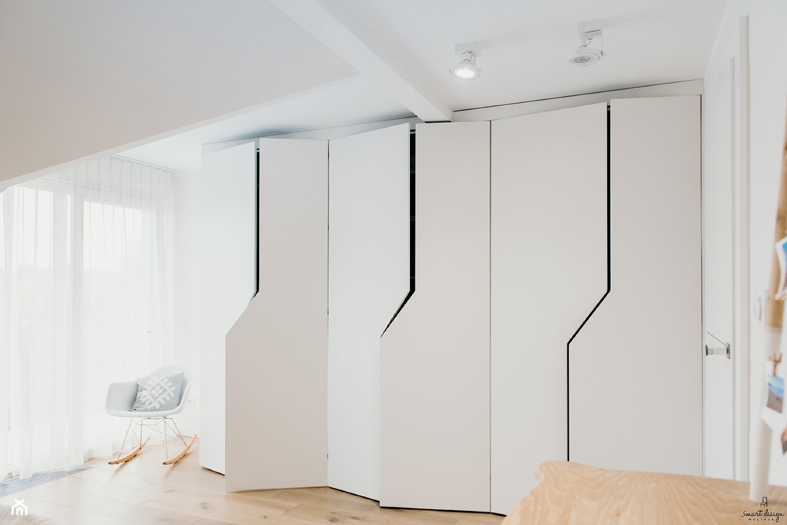 Nowoczesne szafy w sypialni - zdjęcie od Smart Design Sara Tokarczyk - Homebook