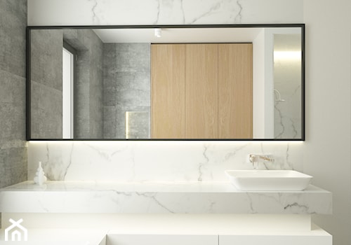 Wnętrze domu - Biała Podlaska | 2017 - Mała z lustrem z marmurową podłogą z punktowym oświetleniem łazienka z oknem, styl nowoczesny - zdjęcie od DreamUp Design