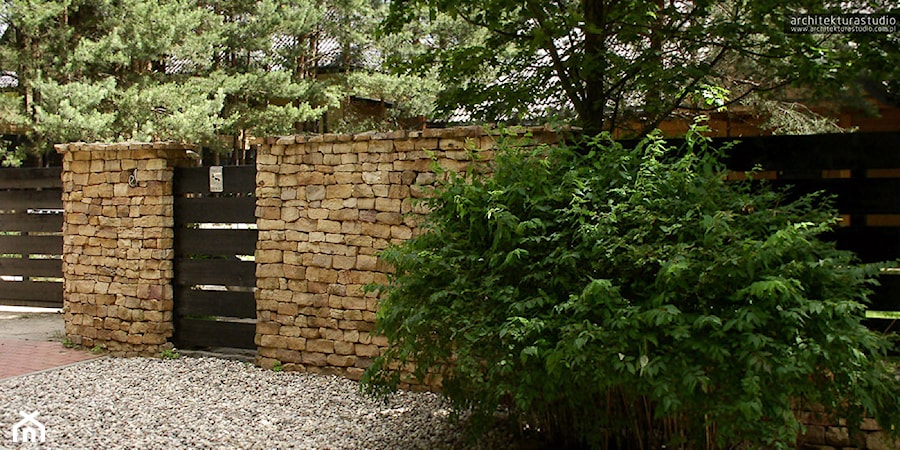 Ogrodzenie - Ogród, styl tradycyjny - zdjęcie od architekturastudio architekt Bogdan Jarocki