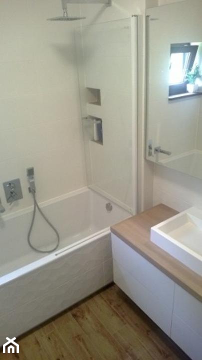 Prysznic podtynkowy przy wannie - zdjęcie od DorTom - Homebook