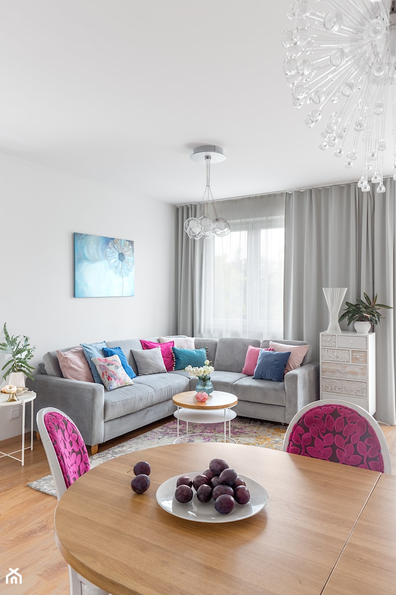 Romantyczne mieszkanie w Milanówku - Salon, styl nowoczesny - zdjęcie od Anna Szuflicka