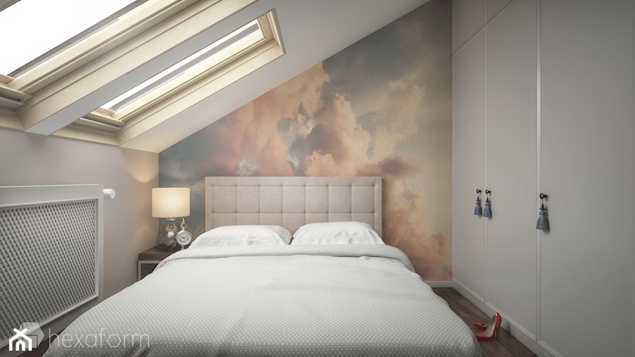 Projekt mieszkania na poddaszu. - Mała beżowa sypialnia na poddaszu, styl tradycyjny - zdjęcie od hexaform - projektowanie wnętrz
