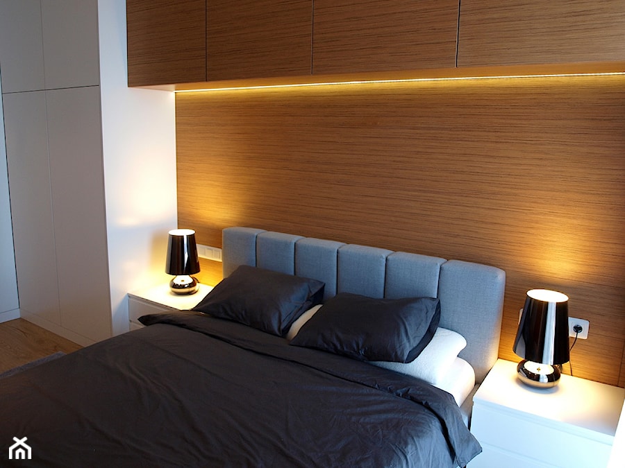 Mieszkanie Żoliborz - Średnia biała sypialnia, styl nowoczesny - zdjęcie od Comfort House
