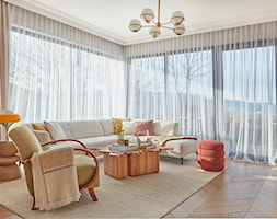 Projekt apartamentu w stylu klasycznym z elementami MID CENTURY - Salon, styl tradycyjny - zdjęcie od NOVEL HOMEpracowniaarchitektury - Homebook