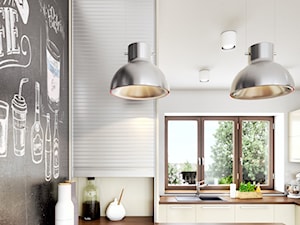 RAUVOLET - Średnia otwarta biała z zabudowaną lodówką z lodówką wolnostojącą z nablatowym zlewozmywakiem kuchnia w kształcie litery l z oknem, styl nowoczesny - zdjęcie od REHAU