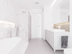 J2 - Duża z lustrem z dwoma umywalkami z marmurową podłogą z punktowym oświetleniem łazienka z oknem, styl tradycyjny - zdjęcie od STUDIO CIESIELSKA