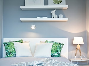 nowoczesna kawalerka scandi - Średnia niebieska sypialnia - zdjęcie od Martyna Midel projekty wnętrz