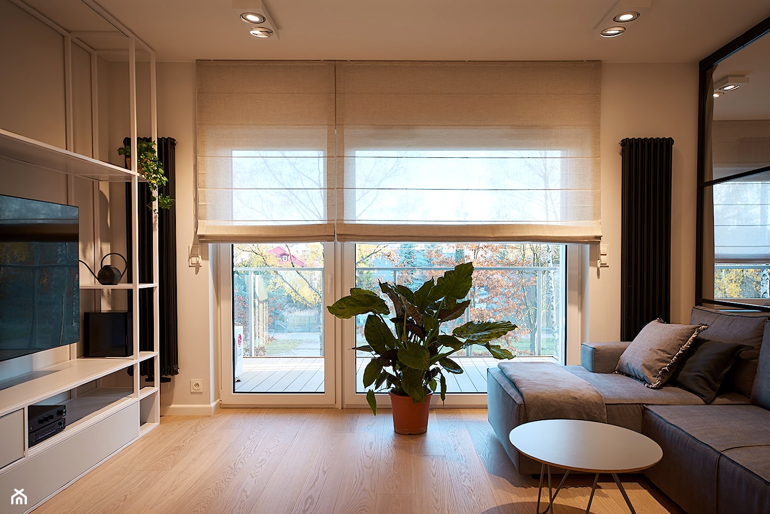 apartament 45m2 - Średni biały salon, styl nowoczesny - zdjęcie od Martyna Midel projekty wnętrz - Homebook