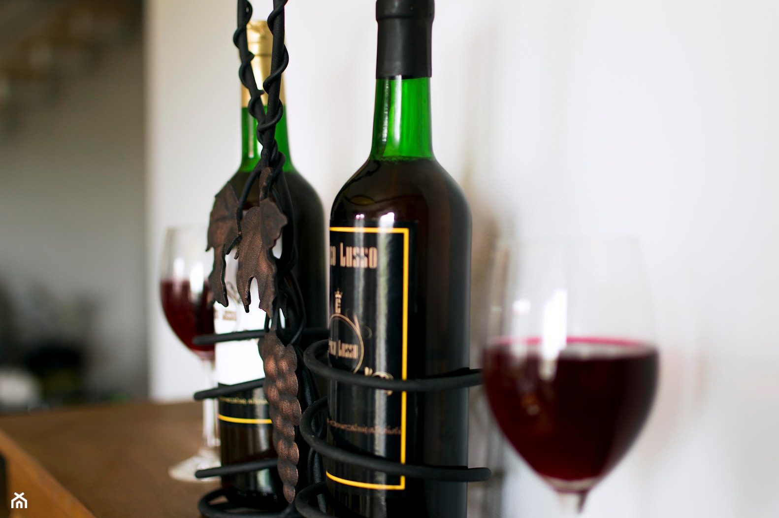 Stojak na 2 butelki - zdjęcie od Erico Lusso - Homebook