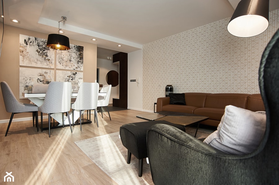 apartament//100m//realizacja - Średni beżowy biały salon z jadalnią - zdjęcie od totamstudio