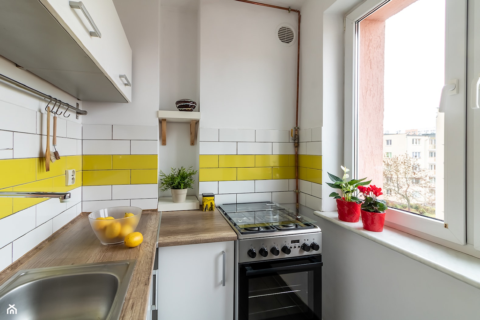 Gdańsk, Grunwaldzka, przygotowanie mieszkania do sprzedaży - Kuchnia - zdjęcie od Homestagerka w Trójmieście - Homebook