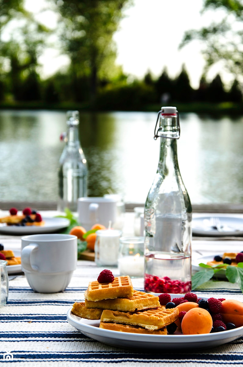 Piknik nad jeziorem - Ogród, styl nowoczesny - zdjęcie od deckyourwedd.pl