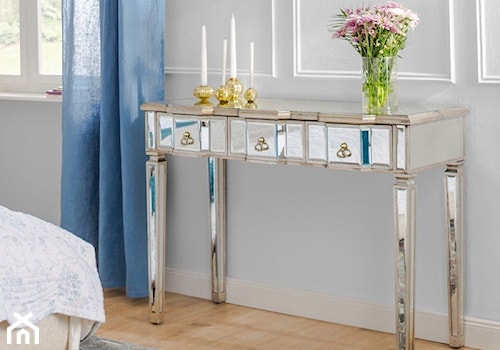 Mała szara sypialnia, styl glamour - zdjęcie od Art Design