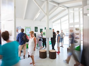 ORIGAMI expo - Wnętrza publiczne, styl minimalistyczny - zdjęcie od ARCHIWYTWÓRNIA Tomek Pytel