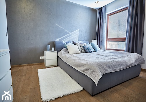 Apartament na Woli - Średnia szara sypialnia, styl nowoczesny - zdjęcie od http://martaczerkies.pl/