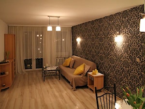 Mały czarny szary salon z jadalnią, styl tradycyjny - zdjęcie od Lampex.com.pl