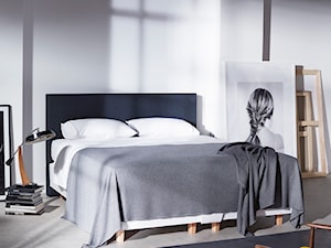 Inspiracje - Średnia szara sypialnia, styl minimalistyczny - zdjęcie od Vispring