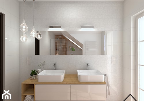 Łazienka w bieli i drewnie - Średnia na poddaszu z lustrem z dwoma umywalkami z punktowym oświetleniem łazienka z oknem, styl nowoczesny - zdjęcie od KRU design
