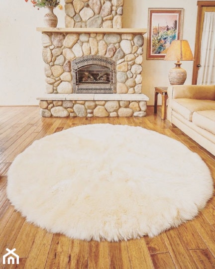 Okrągły dywan ze skór owczych - zdjęcie od Herd Store - Homebook