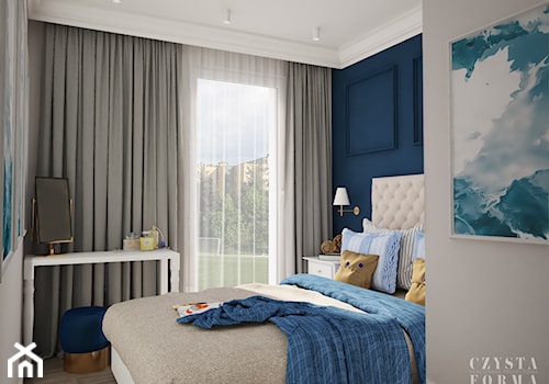 Nowojorski apartament w Lublinie - Średnia biała niebieska sypialnia z balkonem / tarasem, styl glamour - zdjęcie od CZYSTA FORMA