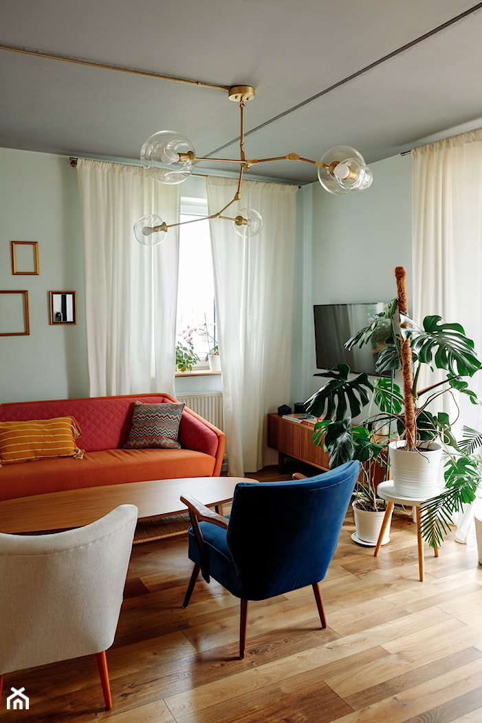 Eklektyczne Bażantwo - Mały niebieski turkusowy zielony salon, styl vintage - zdjęcie od Magic Interior Design - Homebook