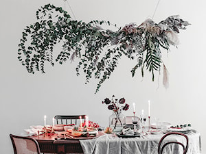 Świąteczny stół – celebrowanie w towarzystwie pięknych przedmiotów