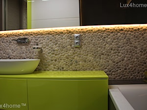 Ściany z otoczaków w łazience - mozaiaka z otoczaków na sciany - zdjęcie od Lux4home™