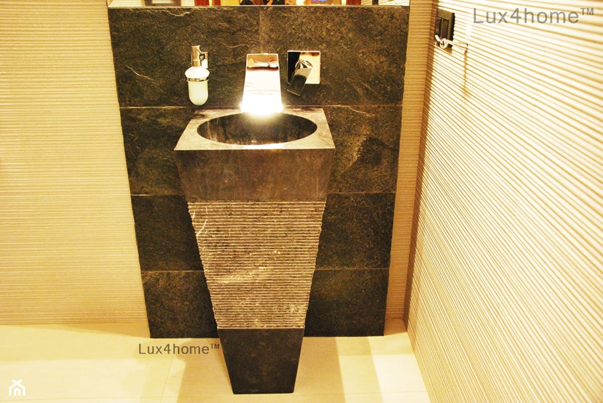 Czarna umywalka z kamienia - wolno stojąca umywalka do łazienki - zdjęcie od Lux4home™ - Homebook