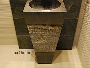wolno stojąca umywalka w łazience z kamienia - zdjęcie od Lux4home™