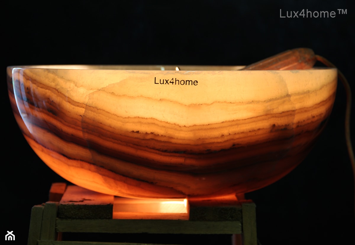 Podświetlona umywalka z onyksu - podświetlane umywalki z onyksu - zdjęcie od Lux4home™ - Homebook