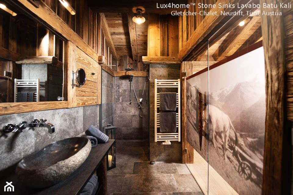 Umywalka z kamienia polnego otoczaka na blat do łazienki - zdjęcie od Lux4home™ - Homebook