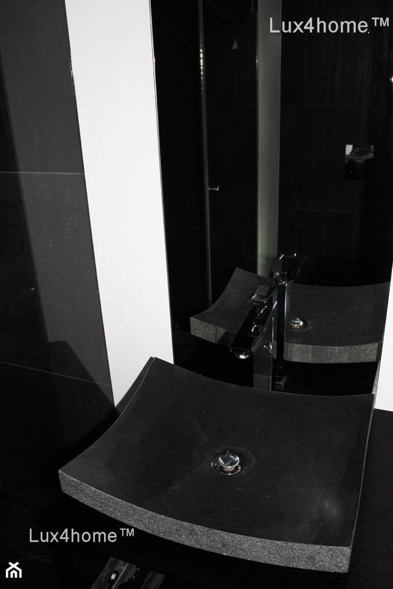 Czarna umywalka do łazienki - umywalka kwadratowa - zdjęcie od Lux4home™