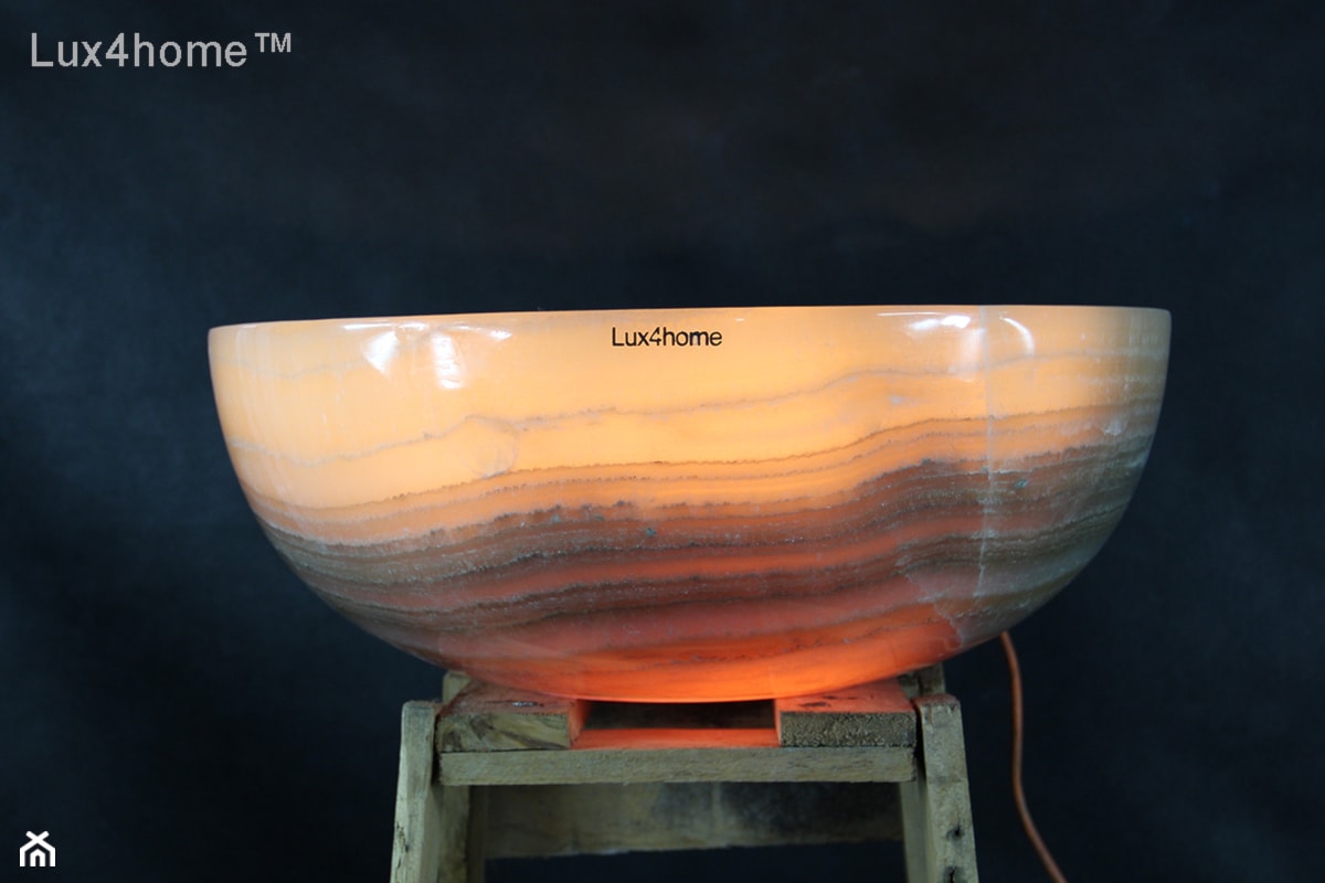 podświetlana umywalka z onyksu - podświetlane umywalki - zdjęcie od Lux4home™ - Homebook