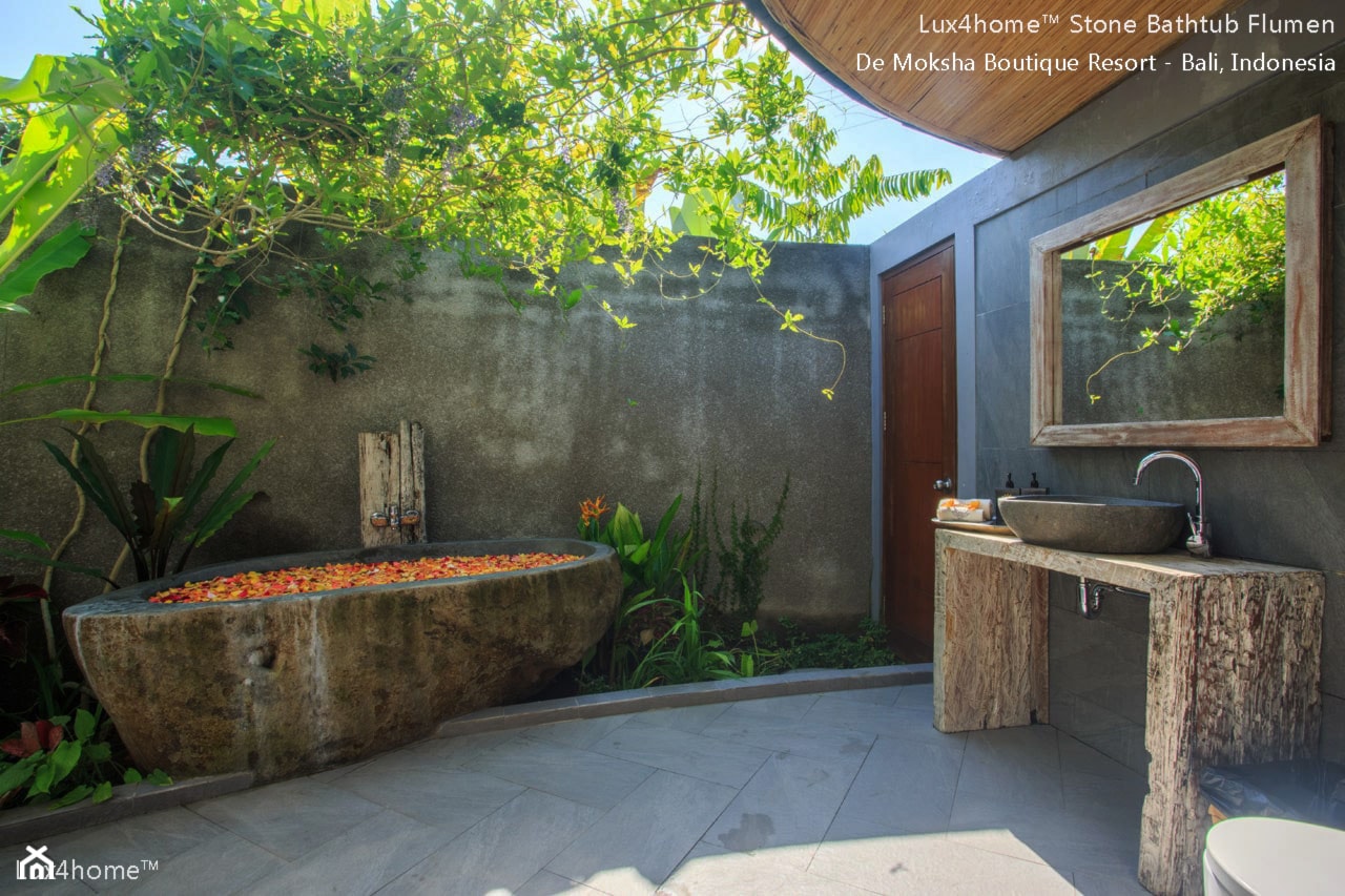 Kamienna wanna w hotelu / SPA - wanny z kamienia naturalnego - zdjęcie od Lux4home™ - Homebook