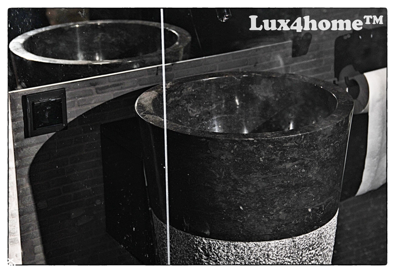 Stojąca umywalka z marmuru - zdjęcie od Lux4home™ - Homebook