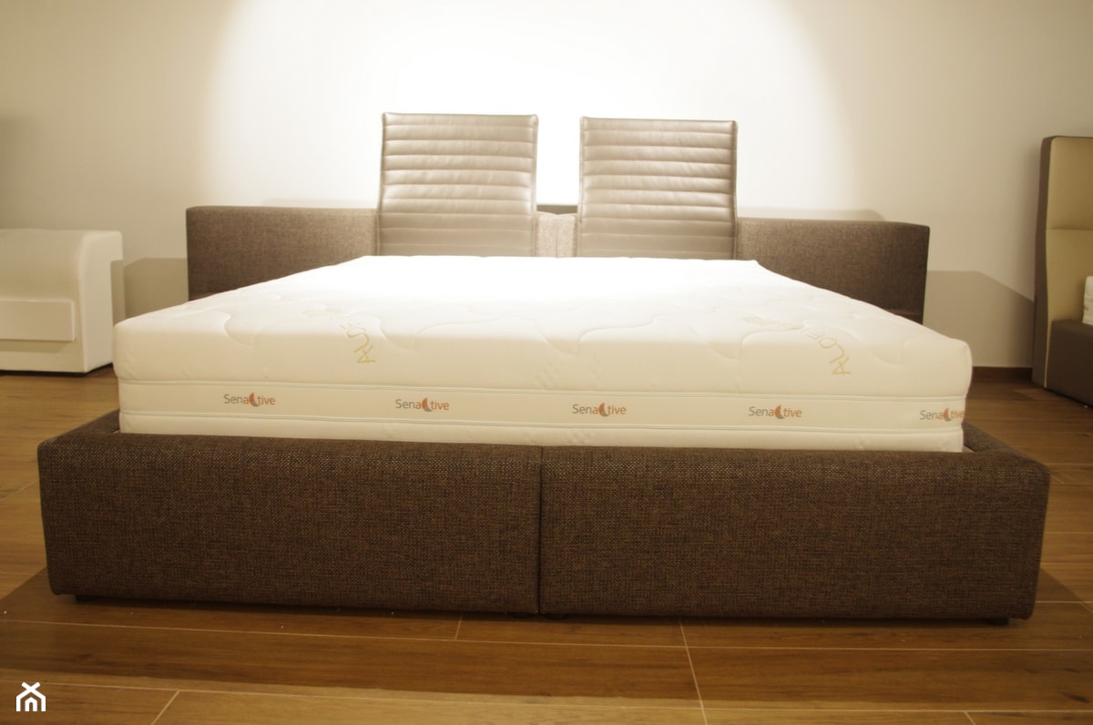 Łóżko Naomi - Sypialnia, styl tradycyjny - zdjęcie od TC MEBLE - Homebook