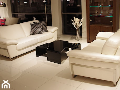 Aranżacje wnętrz - Salon: Sofa Modern II 3/2 - Salon, styl tradycyjny - TC MEBLE. Przeglądaj, dodawaj i zapisuj najlepsze zdjęcia, pomysły i inspiracje designerskie. W bazie mamy już prawie milion fotografii!