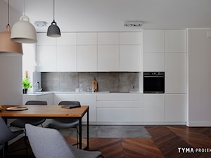 Mieszkanie z widokiem na Stare Miasto - Kuchnia, styl skandynawski - zdjęcie od TYMA PROJEKT